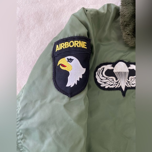 Vintage Youth Large Intermediate B-15 Bomber Jacket Military Style Patches - Picture 6 of 14